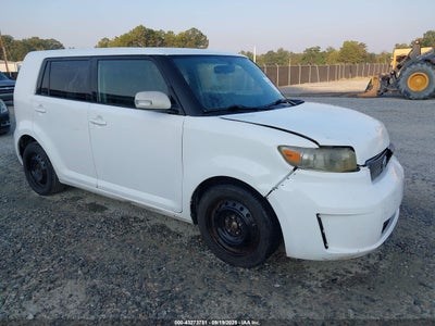 SCION XB 2009