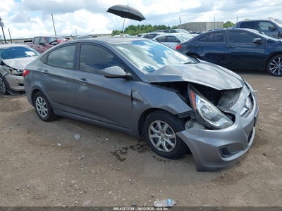 HYUNDAI ACCENT 2013