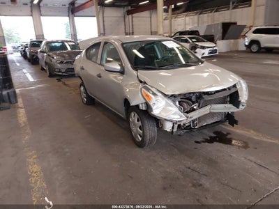 NISSAN VERSA 2016