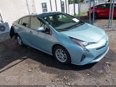 TOYOTA PRIUS 2016