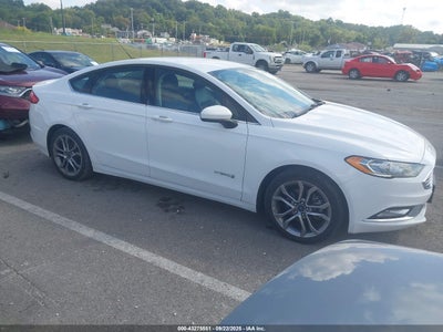 FORD FUSION HYBRID 2017