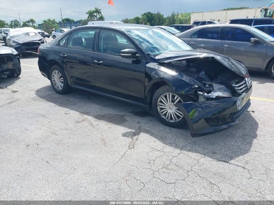 VOLKSWAGEN PASSAT 2013