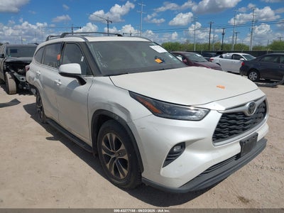 TOYOTA HIGHLANDER 2021
