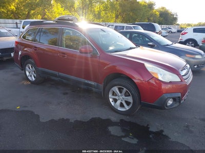SUBARU OUTBACK 2013