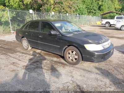 TOYOTA AVALON 2001