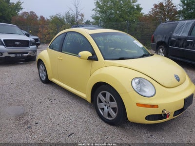 VOLKSWAGEN NEW BEETLE 2007