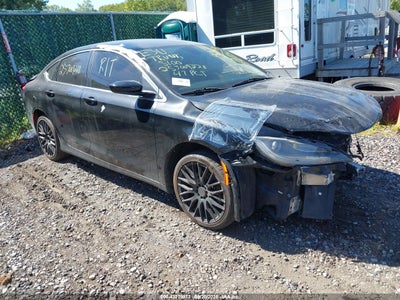 CHRYSLER 200 2015