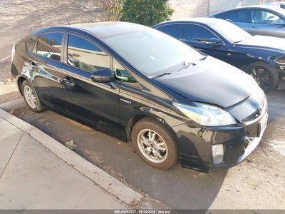 TOYOTA PRIUS 2011