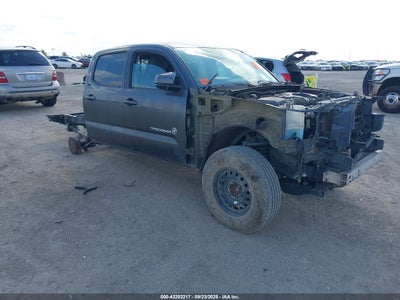TOYOTA TACOMA 2016
