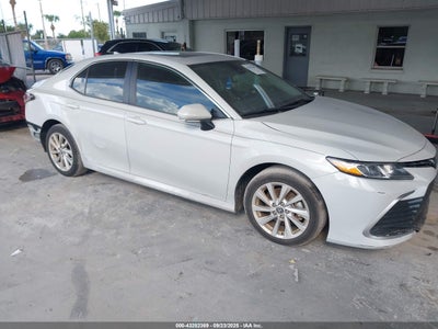 TOYOTA CAMRY 2024