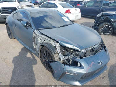 TOYOTA GR86 2022
