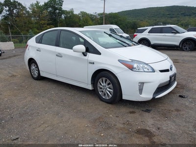TOYOTA PRIUS PLUG-IN 2012