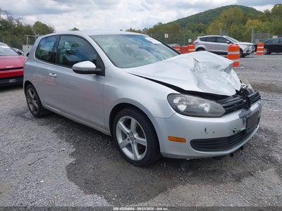 VOLKSWAGEN GOLF 2011