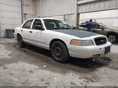 FORD CROWN VICTORIA 2011
