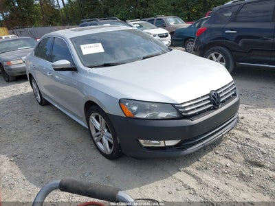 VOLKSWAGEN PASSAT 2013