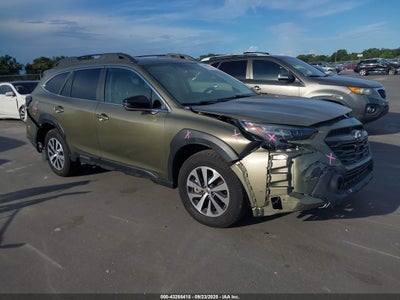 SUBARU OUTBACK 2025