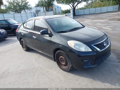 NISSAN VERSA 2014