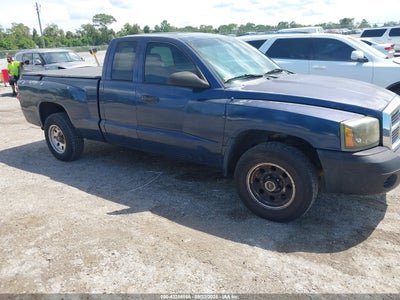 DODGE DAKOTA 2006