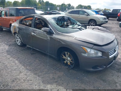 NISSAN MAXIMA 2012