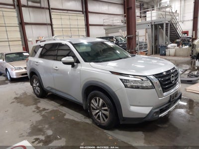 NISSAN PATHFINDER 2022