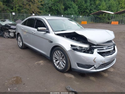 FORD TAURUS 2015