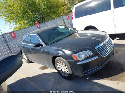 CHRYSLER 300 2013
