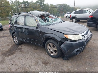 SUBARU FORESTER 2012