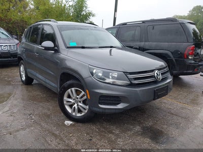 VOLKSWAGEN TIGUAN 2016