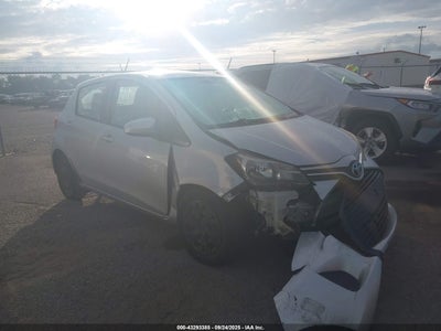 TOYOTA YARIS 2015