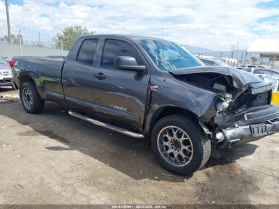 TOYOTA TUNDRA 2011