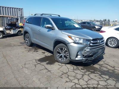 TOYOTA HIGHLANDER HYBRID 2017