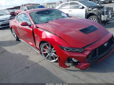 FORD MUSTANG 2024
