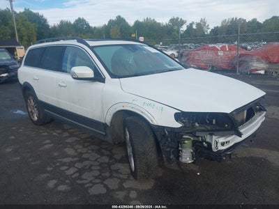 VOLVO XC70 2016