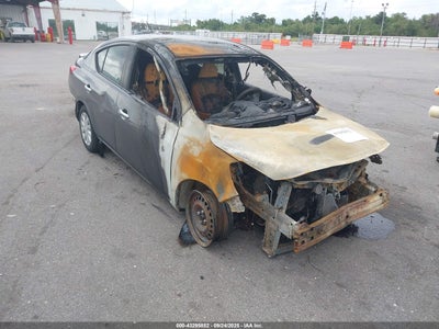 NISSAN VERSA 2018