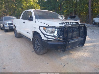 TOYOTA TUNDRA 2018