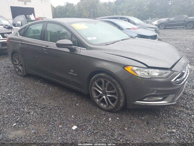 FORD FUSION HYBRID 2017