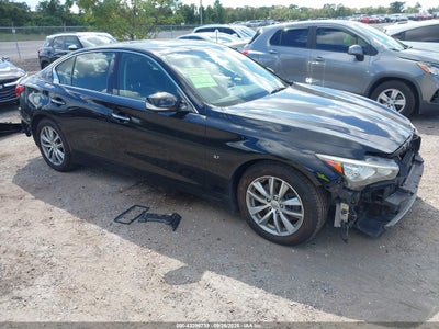 INFINITI Q50 2015