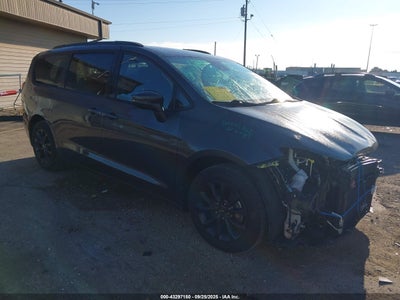 CHRYSLER PACIFICA 2021