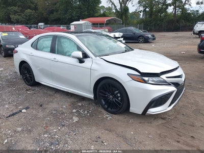 TOYOTA CAMRY 2024