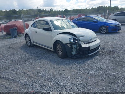 VOLKSWAGEN BEETLE 2013