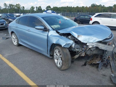 CHRYSLER 200 2015