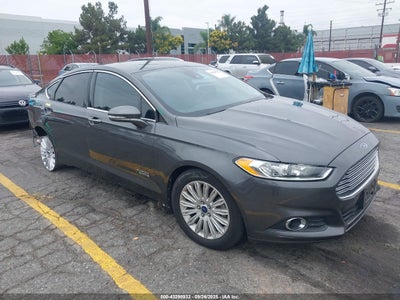 FORD FUSION ENERGI 2016