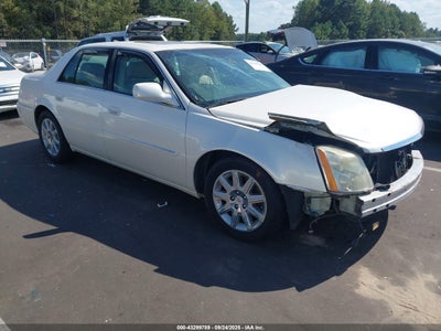 CADILLAC DTS 2011