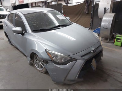 TOYOTA YARIS IA 2017