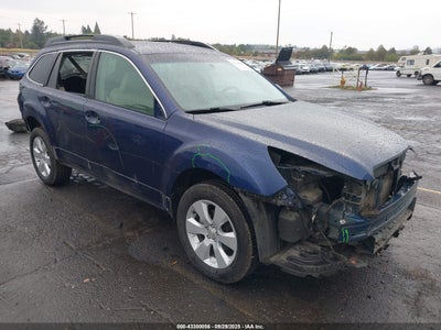 SUBARU OUTBACK 2011