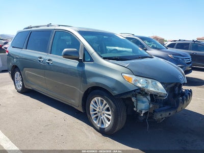 TOYOTA SIENNA 2014