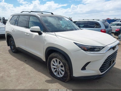 TOYOTA GRAND HIGHLANDER 2024