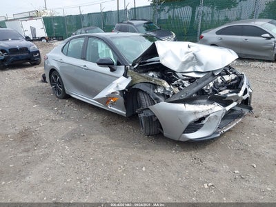 TOYOTA CAMRY 2019