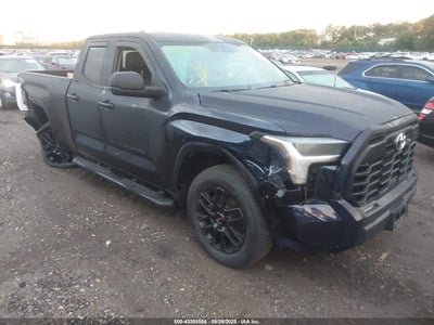 TOYOTA TUNDRA 2024