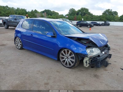 VOLKSWAGEN R32 2008